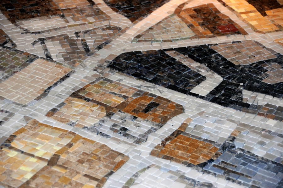 http://www.cherylgoldsleger.com/wp-content/uploads/Goldsleger-Atlanta-Airport-Mosaic-2009-detail-one-e1362108592549.jpg